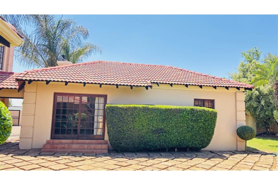 5 Bedroom Property for Sale in Summerset Gauteng