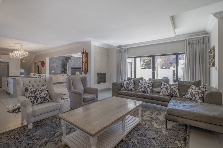 4 Bedroom Property for Sale in Sterrewag Gauteng