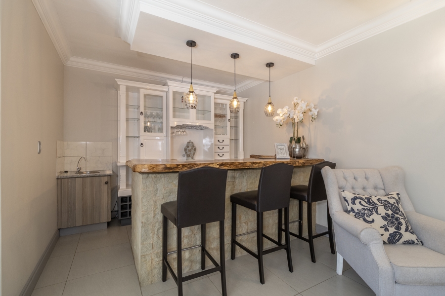 4 Bedroom Property for Sale in Sterrewag Gauteng