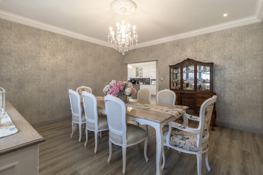 4 Bedroom Property for Sale in Sterrewag Gauteng