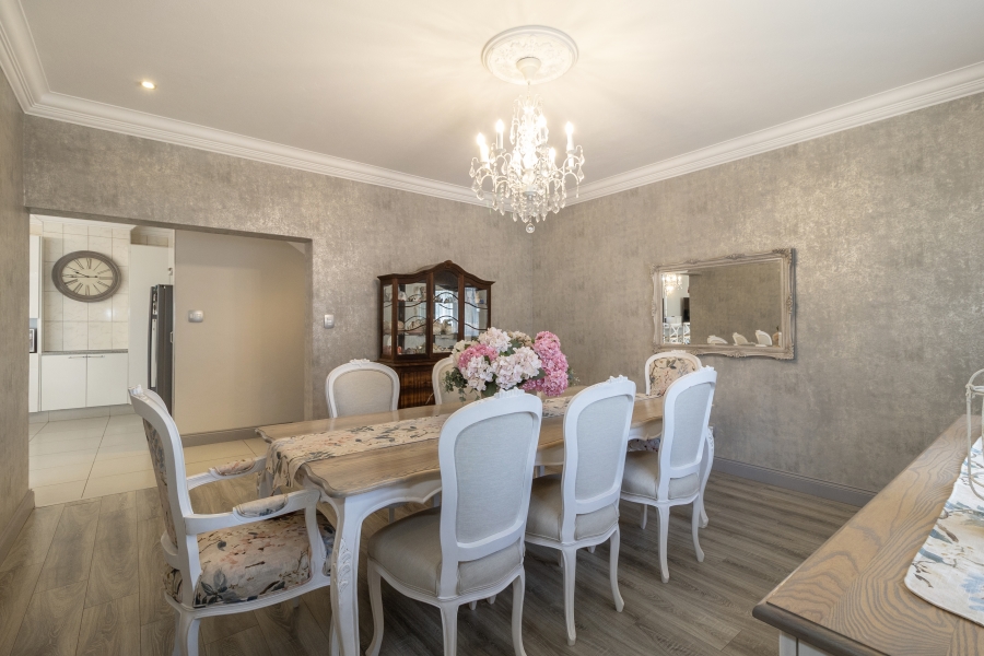 4 Bedroom Property for Sale in Sterrewag Gauteng