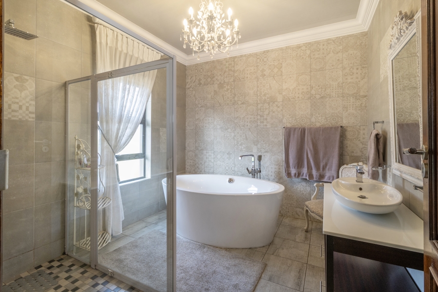 4 Bedroom Property for Sale in Sterrewag Gauteng