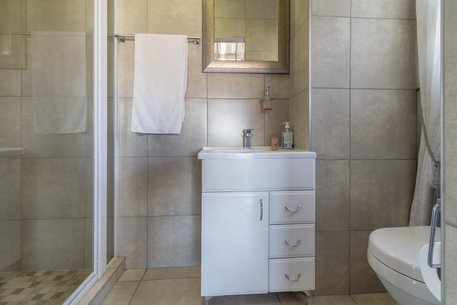4 Bedroom Property for Sale in Sterrewag Gauteng