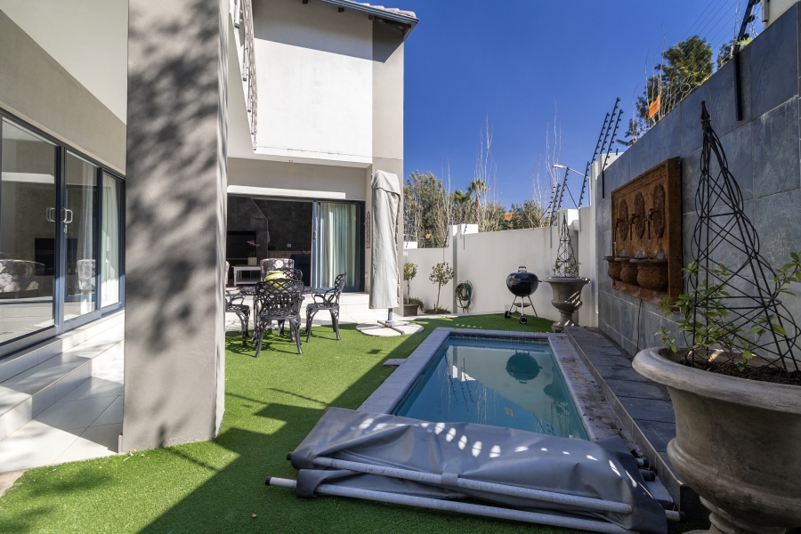 4 Bedroom Property for Sale in Sterrewag Gauteng