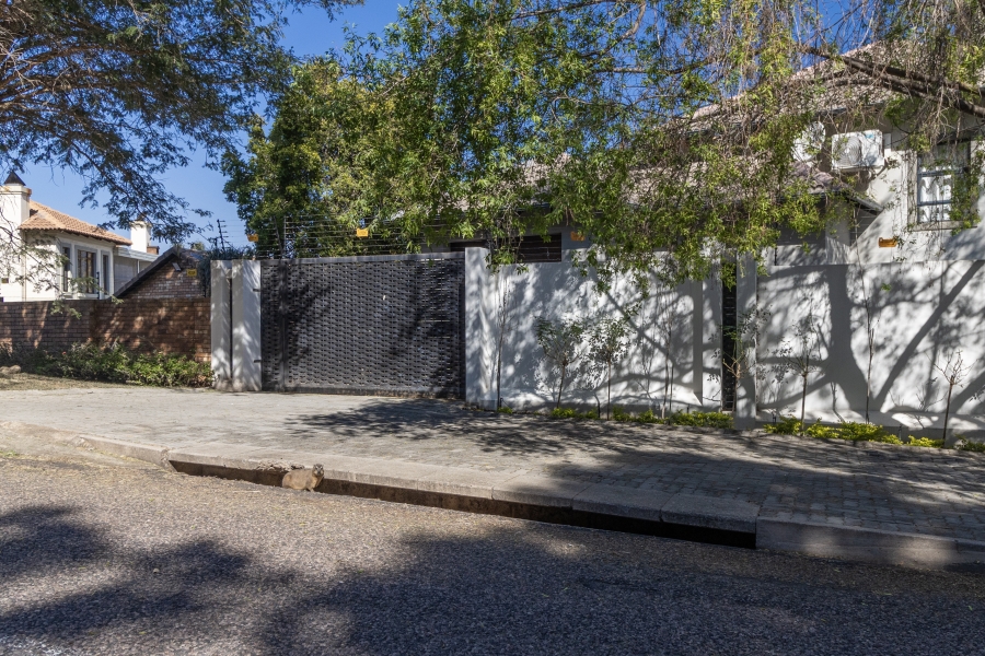 4 Bedroom Property for Sale in Sterrewag Gauteng
