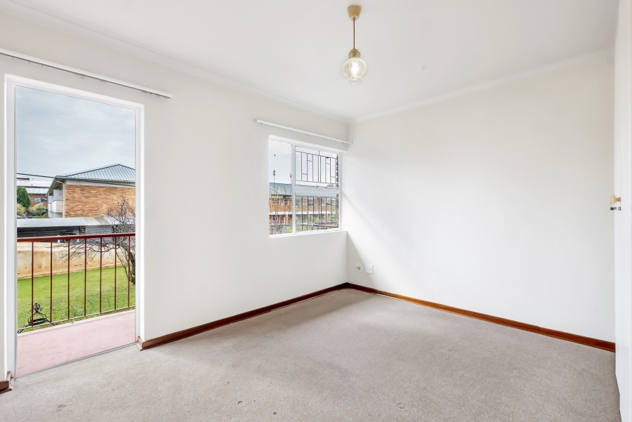 1 Bedroom Property for Sale in Linden Gauteng