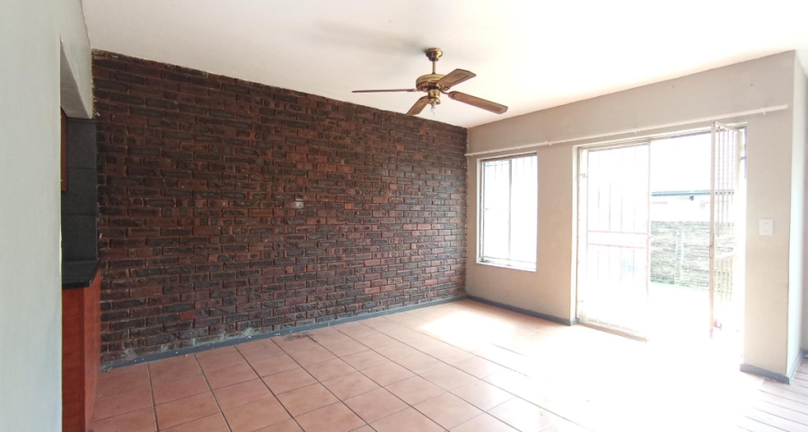 3 Bedroom Property for Sale in Hermanstad Gauteng