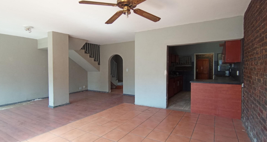 3 Bedroom Property for Sale in Hermanstad Gauteng