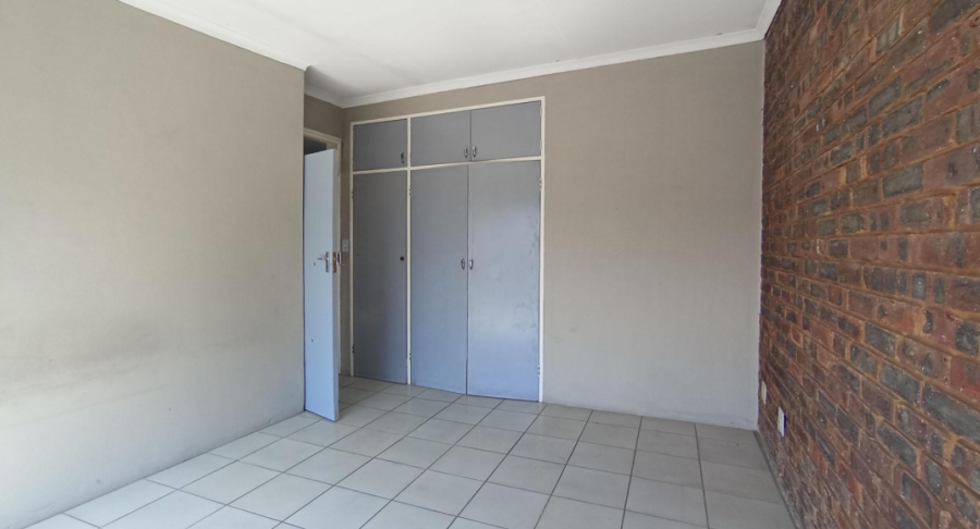 3 Bedroom Property for Sale in Hermanstad Gauteng