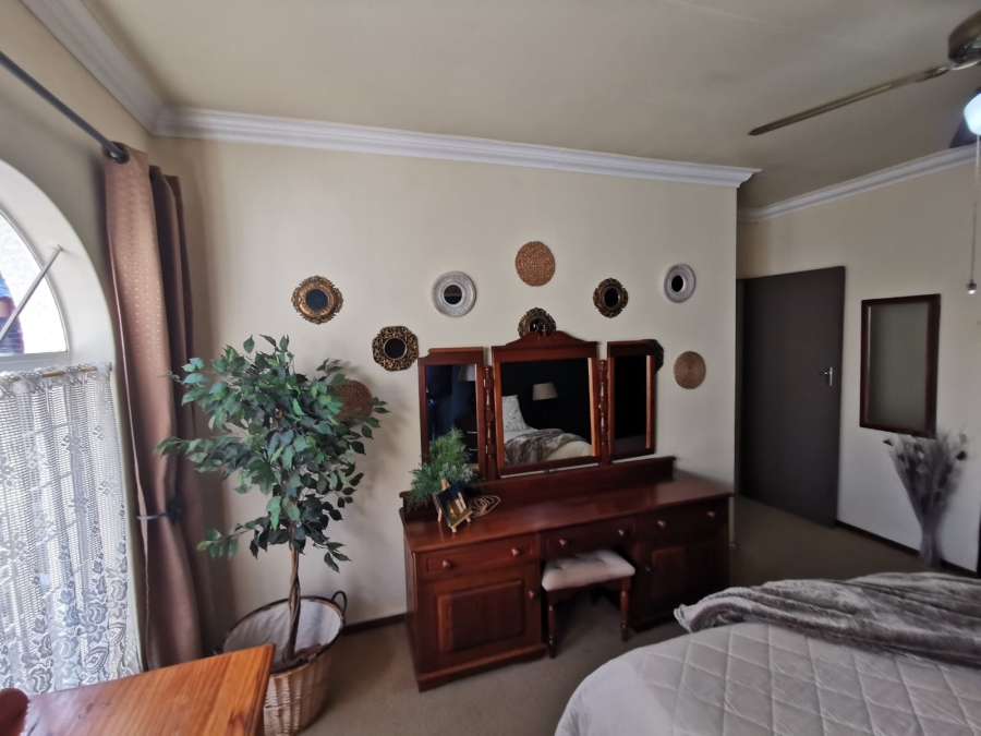 3 Bedroom Property for Sale in Brackenhurst Gauteng