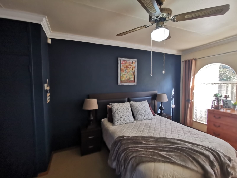 3 Bedroom Property for Sale in Brackenhurst Gauteng