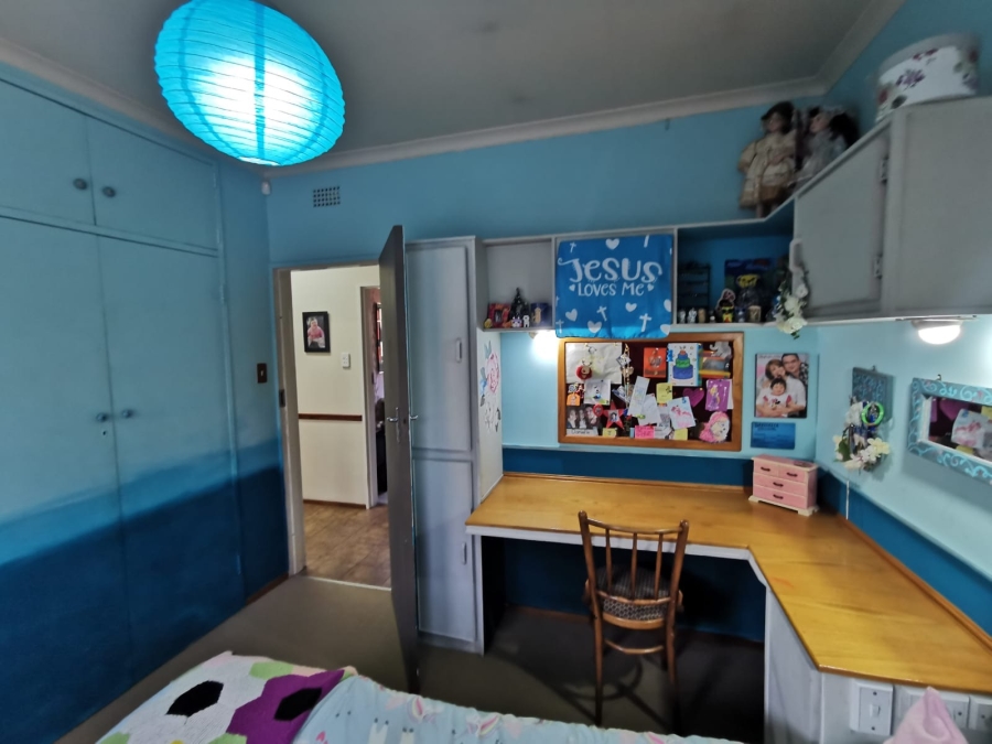 3 Bedroom Property for Sale in Brackenhurst Gauteng