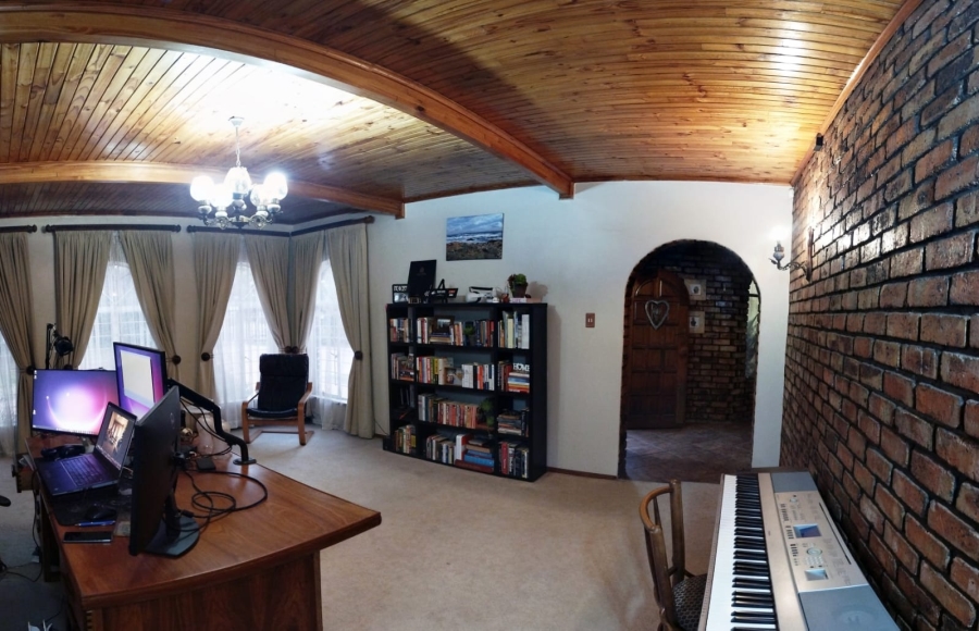 3 Bedroom Property for Sale in Brackenhurst Gauteng
