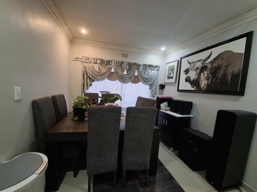 4 Bedroom Property for Sale in Krugersrus Gauteng