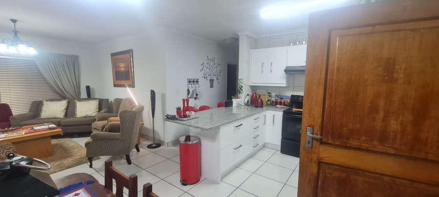2 Bedroom Property for Sale in Sunair Park Gauteng