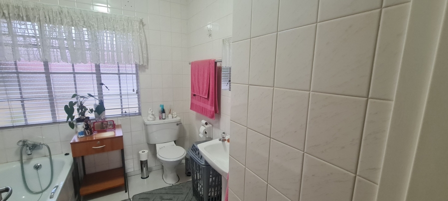 2 Bedroom Property for Sale in Sunair Park Gauteng