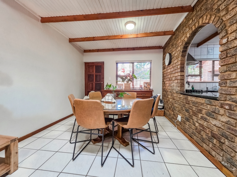 3 Bedroom Property for Sale in Faerie Glen Gauteng