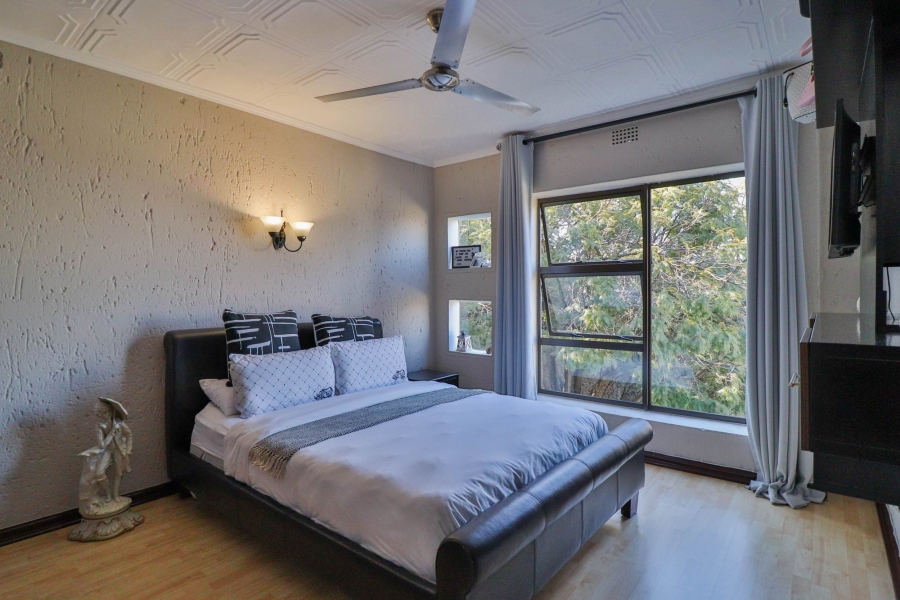 2 Bedroom Property for Sale in Glenvista Gauteng