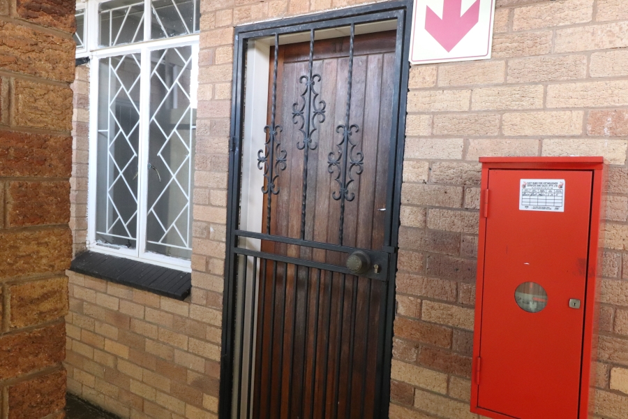 1 Bedroom Property for Sale in Birchleigh Gauteng