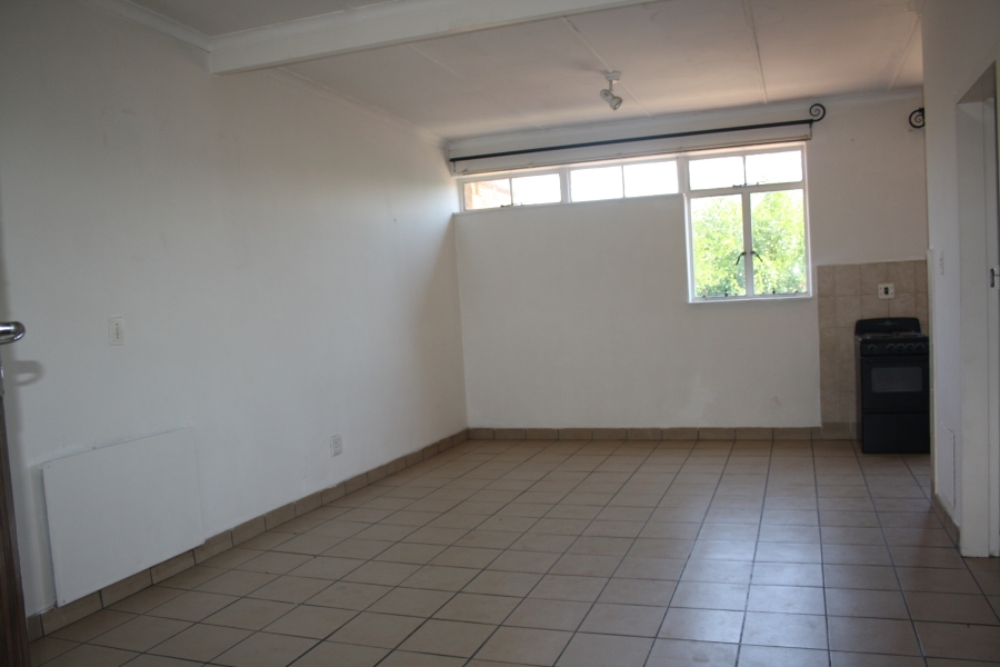 1 Bedroom Property for Sale in Birchleigh Gauteng