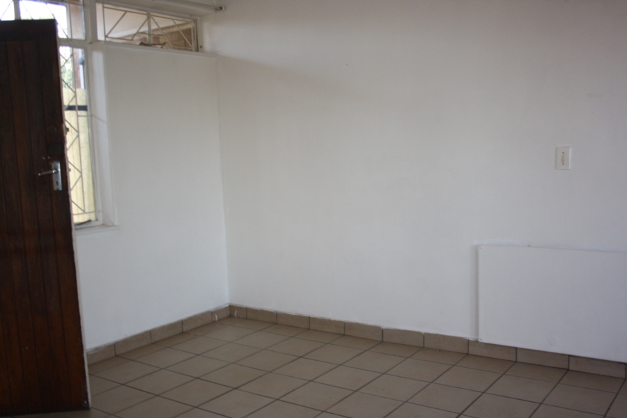 1 Bedroom Property for Sale in Birchleigh Gauteng