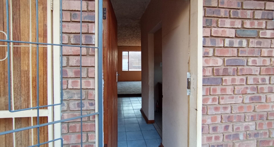 1 Bedroom Property for Sale in Pretoria West Gauteng