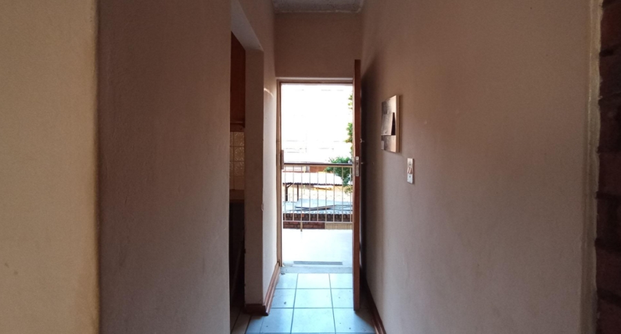 1 Bedroom Property for Sale in Pretoria West Gauteng