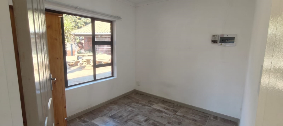 To Let 2 Bedroom Property for Rent in Riversdale Gauteng