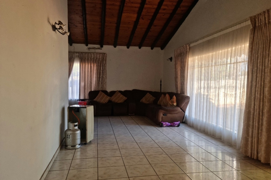 4 Bedroom Property for Sale in Georginia Gauteng
