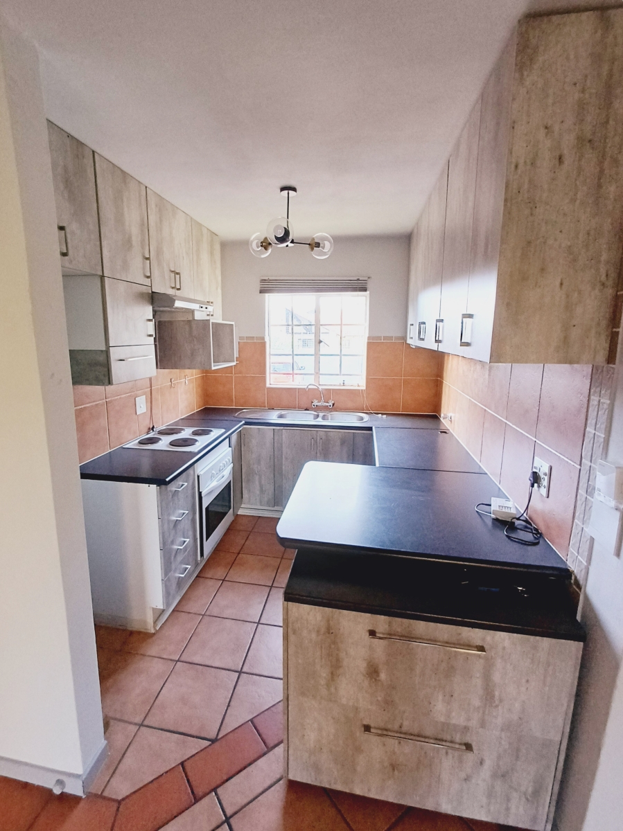 To Let 2 Bedroom Property for Rent in Moreleta Park Gauteng