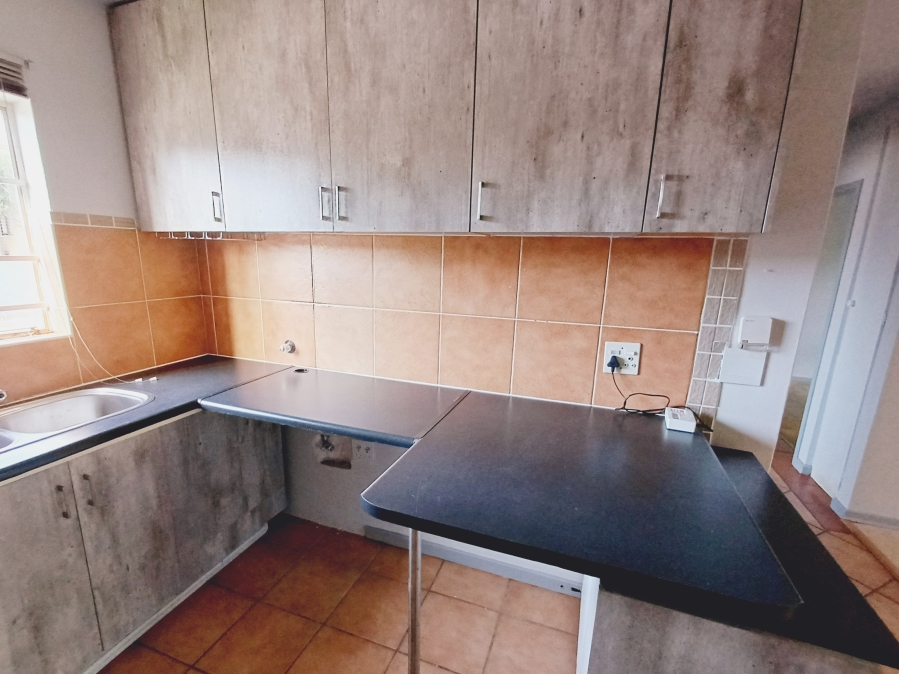 To Let 2 Bedroom Property for Rent in Moreleta Park Gauteng