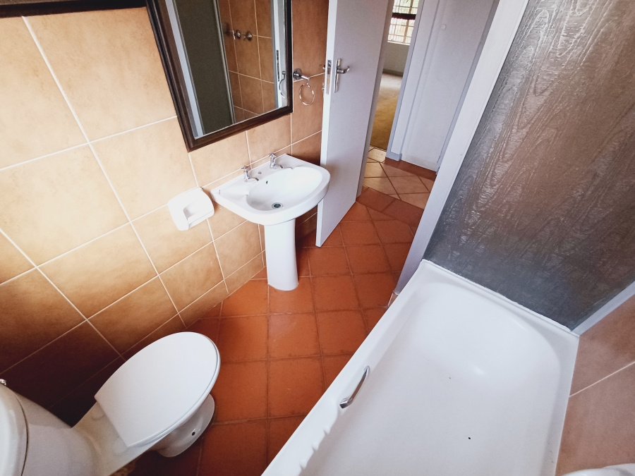 To Let 2 Bedroom Property for Rent in Moreleta Park Gauteng