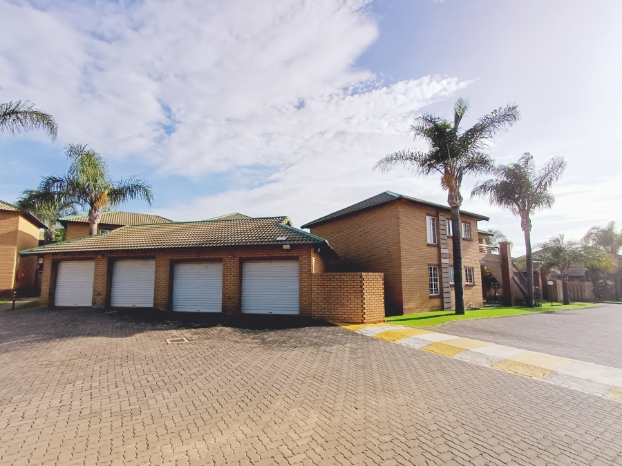 To Let 2 Bedroom Property for Rent in Moreleta Park Gauteng