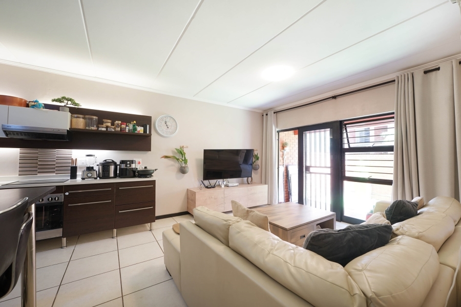 2 Bedroom Property for Sale in Douglasdale Gauteng