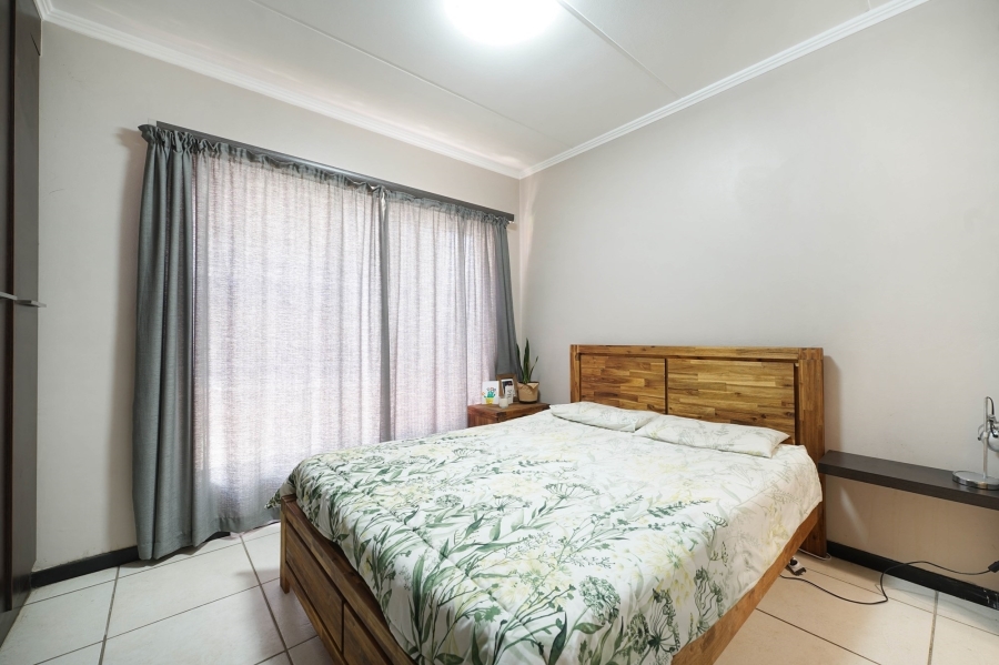 2 Bedroom Property for Sale in Douglasdale Gauteng
