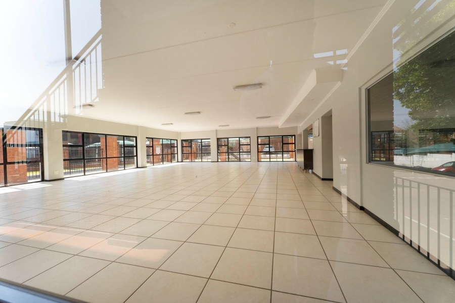 2 Bedroom Property for Sale in Douglasdale Gauteng
