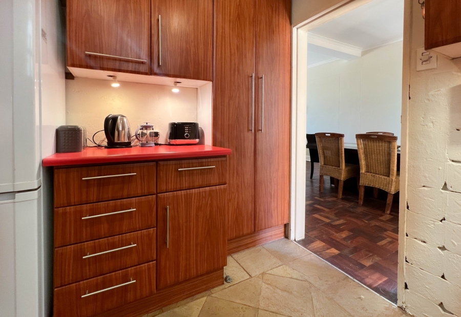 To Let 2 Bedroom Property for Rent in Rosebank Gauteng