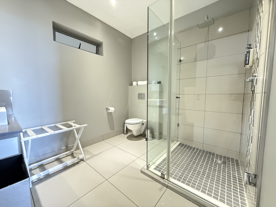 To Let 1 Bedroom Property for Rent in Rosebank Gauteng