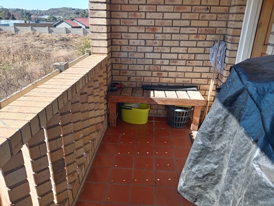 To Let 2 Bedroom Property for Rent in Florentia Gauteng