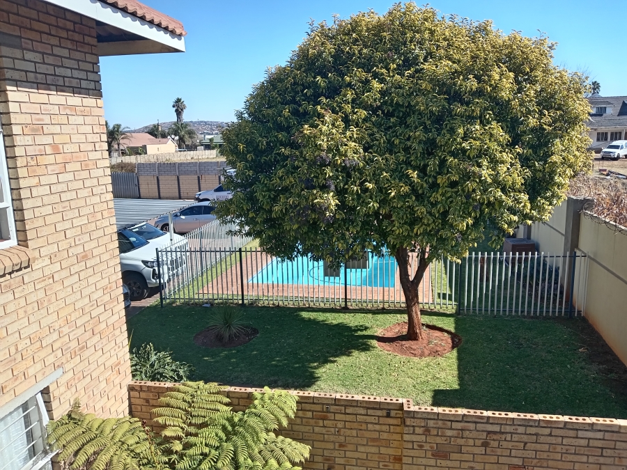 To Let 2 Bedroom Property for Rent in Florentia Gauteng