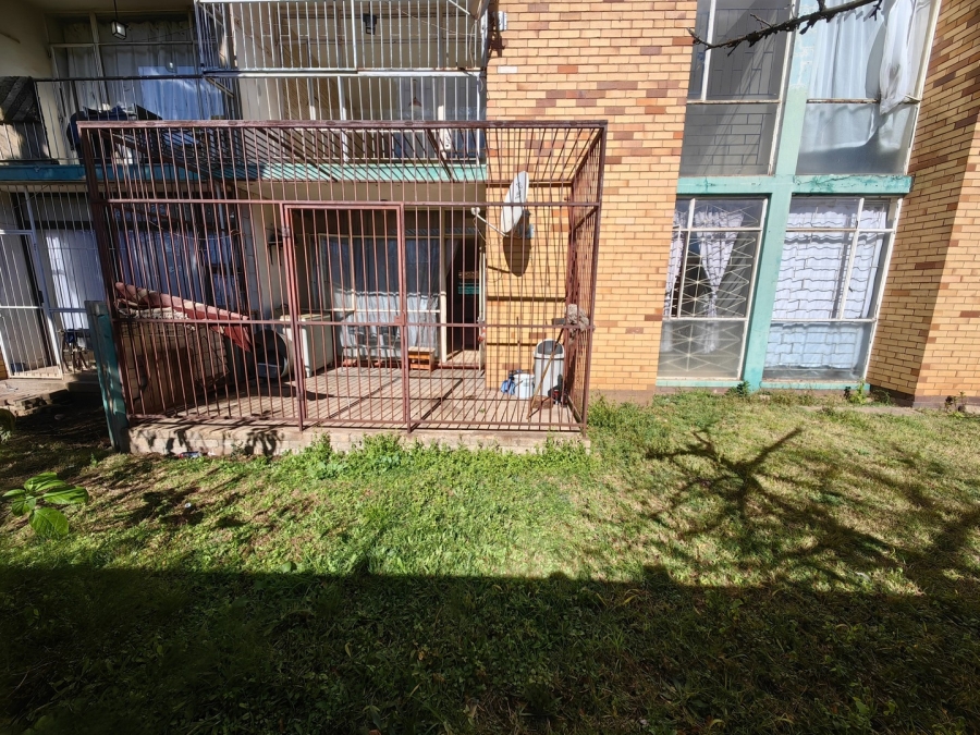 2 Bedroom Property for Sale in Vanderbijlpark CW 3 Gauteng