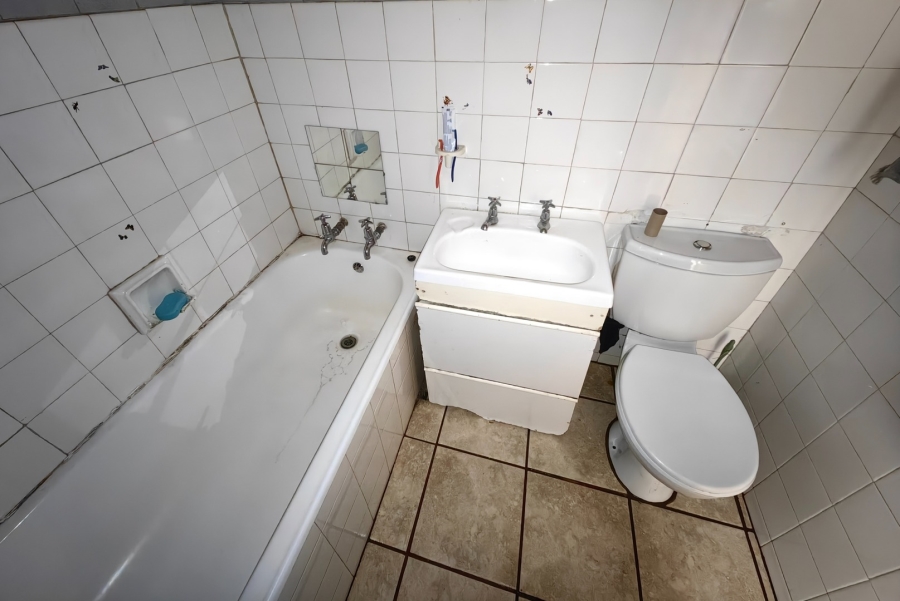 2 Bedroom Property for Sale in Vanderbijlpark CW 3 Gauteng