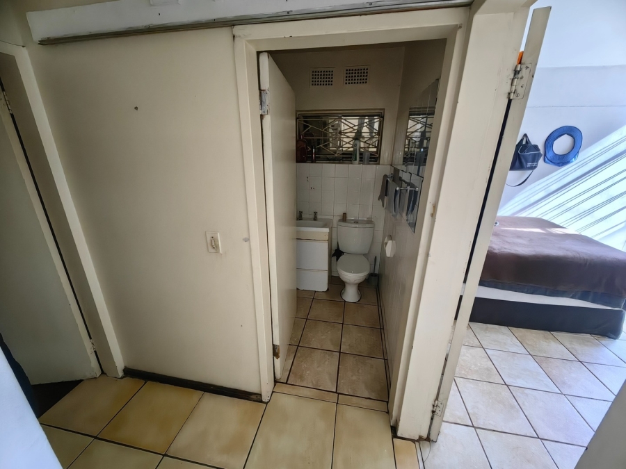 2 Bedroom Property for Sale in Vanderbijlpark CW 3 Gauteng