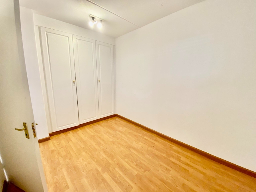 To Let 2 Bedroom Property for Rent in Atholl Gauteng