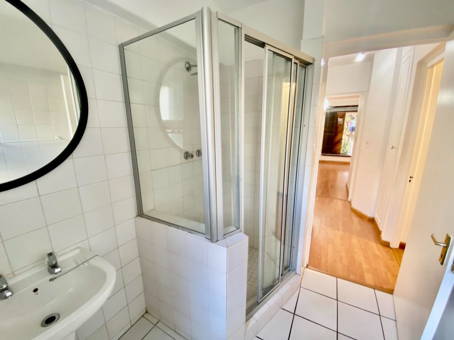 To Let 2 Bedroom Property for Rent in Atholl Gauteng