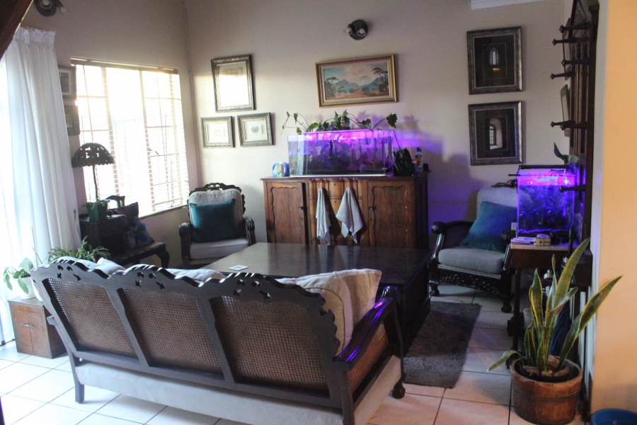 3 Bedroom Property for Sale in Glen Marais Gauteng