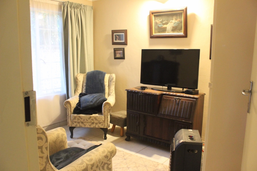 3 Bedroom Property for Sale in Glen Marais Gauteng