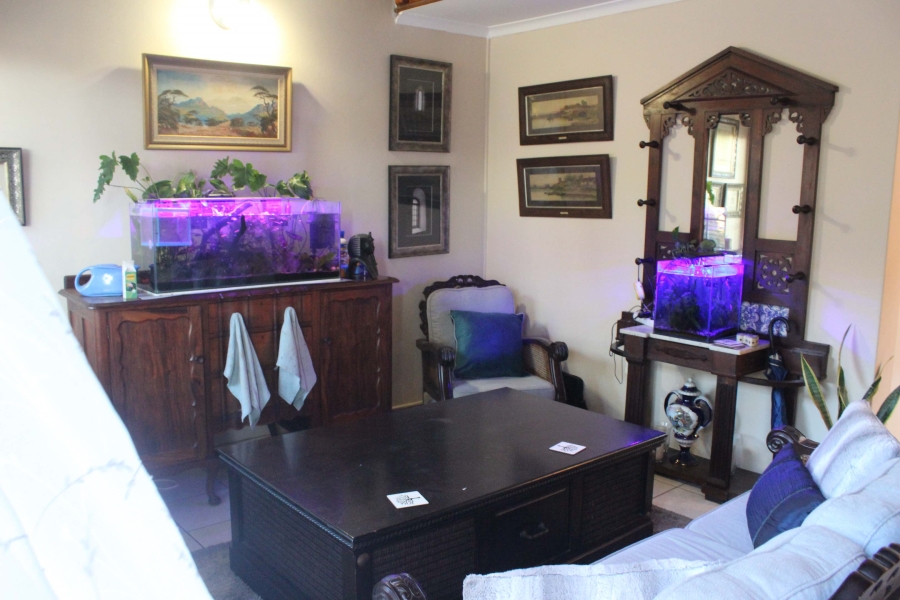 3 Bedroom Property for Sale in Glen Marais Gauteng