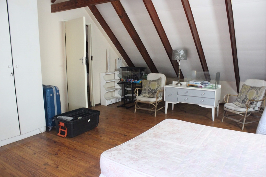 3 Bedroom Property for Sale in Glen Marais Gauteng
