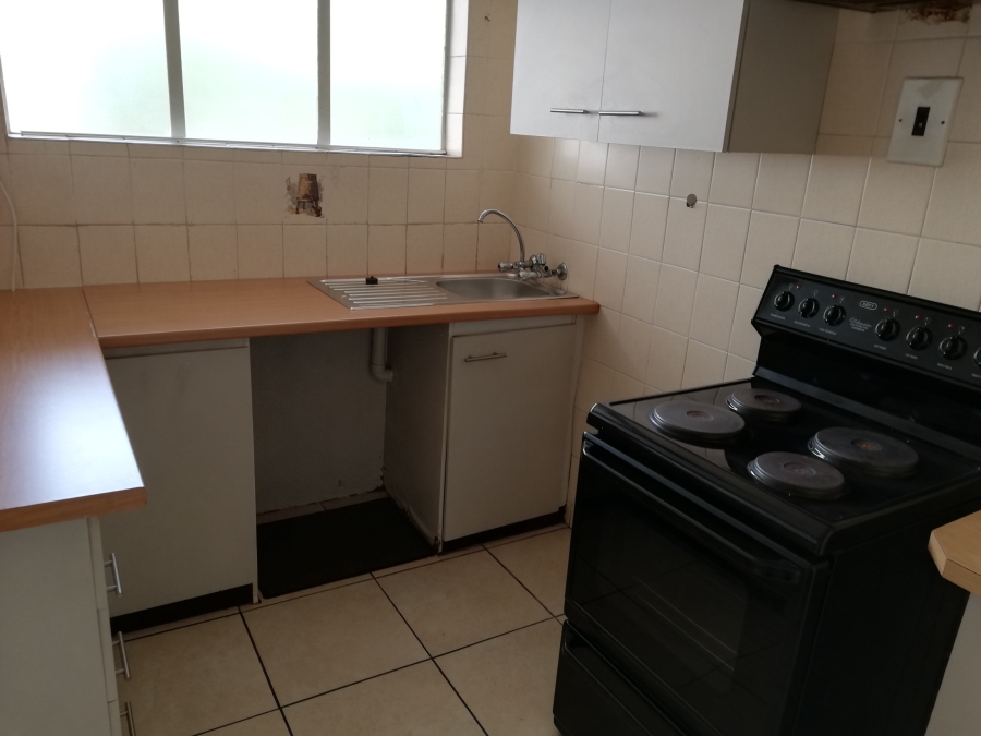 To Let 2 Bedroom Property for Rent in Horizon View Gauteng
